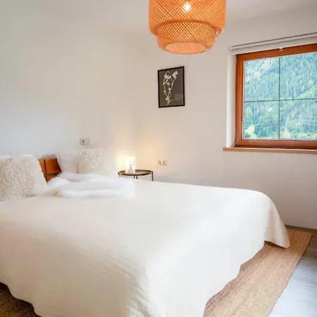 Erzo Landeck Home--for Booking--add--w-a-t-s-a-p--43--650--67--49944-
