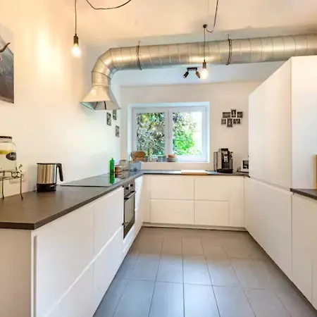 Tatil Evi Erzo Landeck Home--for Booking--add--w-a-t-s-a-p--43--650--67--49944-